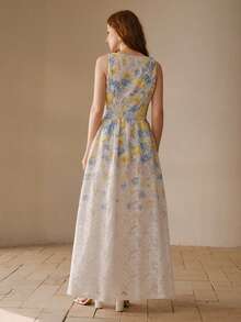 MOTF PREMIUM 女士V领碎花收腰长连衣裙 - 藍白色 - 查看 3