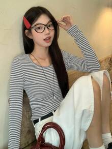 DAZY 女士圆领条纹韩版休闲长袖T恤，春秋季 - 淺灰色 - 查看 5