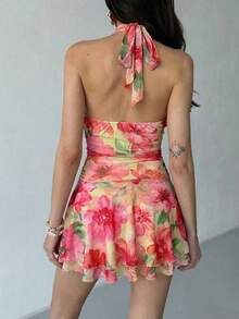 Vestido mini sin mangas de estilo bohemio con cuello alto y estampado, cintura entallada, paneles de malla plisada y bajo amplio sin espalda, ideal para vacaciones - Naranja - Ver 2