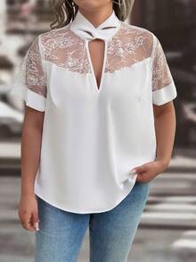 EMERY ROSE Auvina Plus Size Women's Solid Color Elegant Twist Collar Lace Patchwork Plus Size Blouse - White - View 6