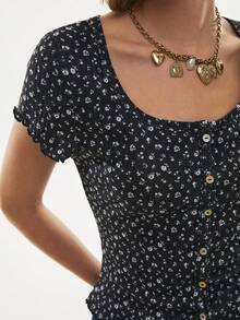 Poéselle 女士碎花单排扣短袖休闲T恤，可爱夏季上衣，黑色上衣，外出上衣，优雅休闲上衣，度假，海滩，适合日常、办公穿着，春夏款 - 黑色 - 查看 3