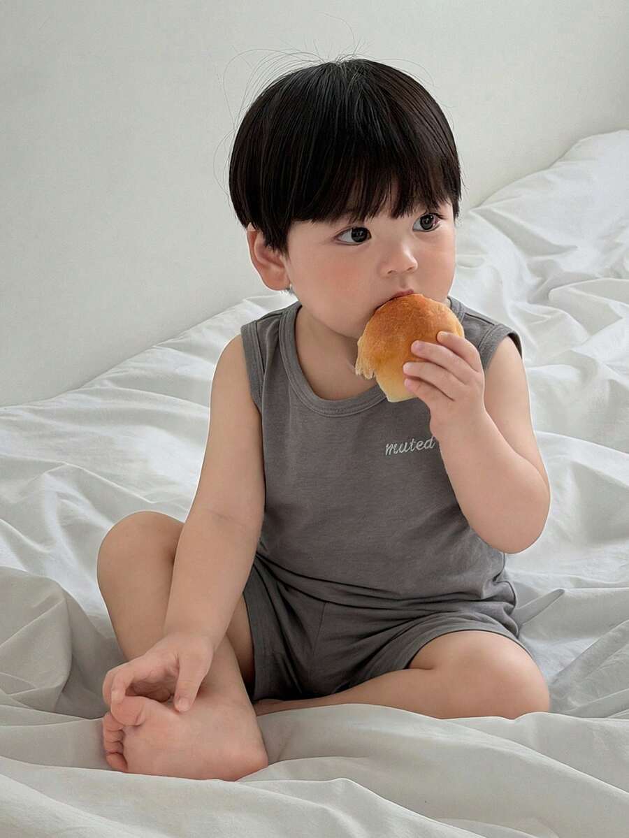 DAZY 2pcs/Set Toddler Boys' Casual Sleeveless T-Shirt And Shorts Set, Loungewear - Grey - View 1