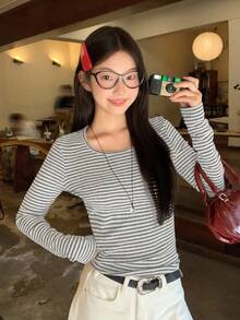 DAZY 女士圆领条纹韩版休闲长袖T恤，春秋季 - 淺灰色 - 查看 4