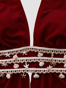 SHEIN 大码夏季度假舒适纹理面料度假贝壳装饰配饰大码坦克泳衣套装，大码坦克泳衣 - 酒紅色 - 查看 4