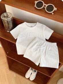 2 pezzi/set Completo casual per bambini maschi composto da maglietta a maniche corte comoda, di stile minimalista e versatile, e pantaloncini a contrasto, adatto per uso quotidiano, scuola, uscite, sport, primavera/estate - Beige - Visualizzare 4
