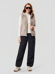 OutZeal 女士户外保暖背心夹克 冬季徒步露营防水保暖带口袋拉链连帽夹克 - 棕色 - 查看 5