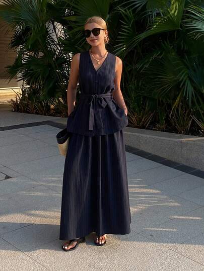 DAZY Women's Casual Solid Color Sleeveless Shirt And Pants Suit, Summer