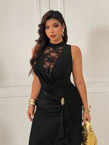 Femmeverse Plus Size Women's Sexy Lace Patchwork, Ruffle Collar, Solid Color Bodysuit