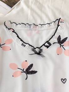 Vestido de Pijama Minimalista e Fofo com Estampa de Cereja para Meninas, Decoração com Laço Preto, Vestido Casual de Uso Doméstico para Meninas Pré-Adolescentes - Branco - Visão 3