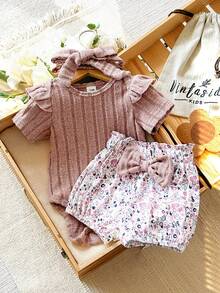 SHEIN Vintaside Kids 3pcs/Set Infant/Toddler Cute Casual Outing Round Neck Ribbed Embroidered Ruffle Sleeve Romper, Pants, Bow Headband Set, Spring/Autumn - Pink - View 3
