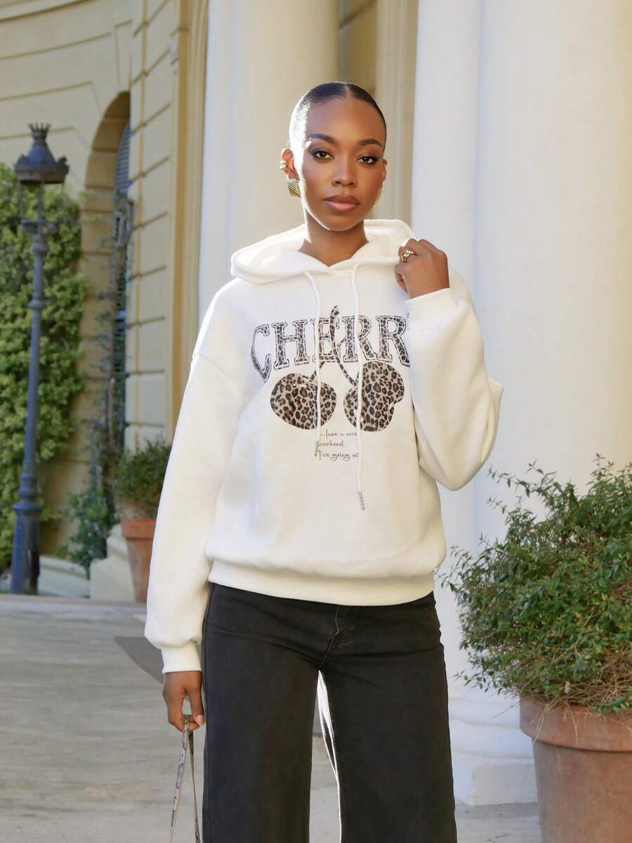 Yess Loren 休闲简约豹纹樱桃图案宽松套头连帽衫运动衫，女士秋冬装，长袖上衣 - 白色 - 查看 1