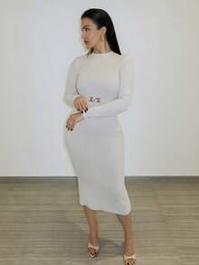 MDEdit Vestido texturizado de malha elástica para outono/inverno feminino, vestido justo com gola alta, vestido com fivela de metal, vestido elegante para mulheres, vestido casual, roupas femininas de outono/inverno, vestido de festa - Damasco - Ver 5