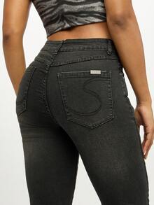 SUMWON WOMEN 高腰弹力直筒牛仔裤经典传统版型优质休闲日常穿着层叠流线型廓形四季皆宜 - 黑色 - 查看 4