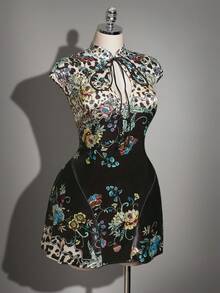 SHEIN ICON Đầm sườn xám dáng chữ A ôm sát, cổ giọt nước, khoét rỗng, kiểu retro Y2K, chất liệu satin, cỡ lớn. - Nhiều màu - Xem 8