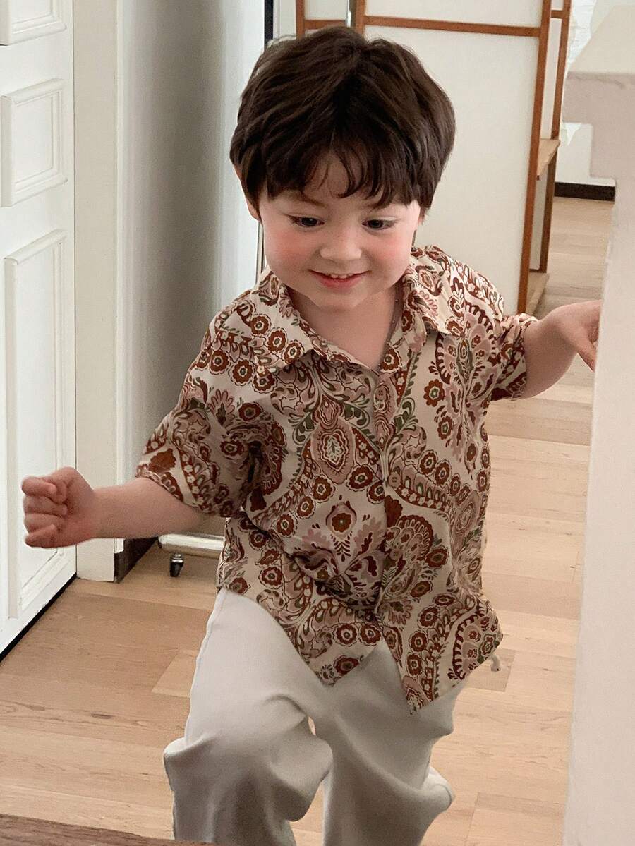 DAZY Toddler Boys' Allover Print Casual Turndown Collar Short Sleeve Vacation Top, Spring/Summer - Coffee Brown - View 1
