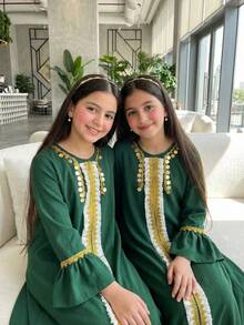 Elegant Floral Trim Dress For Tween Girls Fashionable, Luxurious, Versatile White Dress With Sophisticated Pattern - Dark Green - View 8