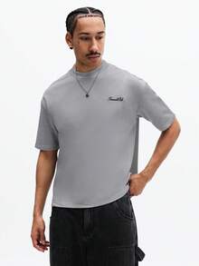 SUMWON Men's Oversized Short Sleeve T-Shirt With Script Logo Print Crew Neck Casual Top - Grey - View 1