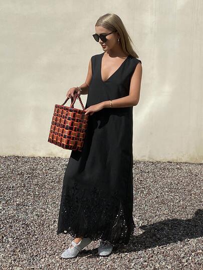 Livesso Vestido feminino casual solto com bordado vazado, ideal para festivais de música, Dia dos Namorados, casamentos e férias na praia. Decote em V profundo e sem mangas. Perfeito para a primavera/verão.