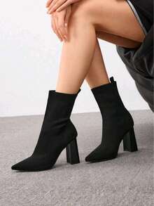 ISPORTE Elastic Booties For Women, With Thick Heel And Thin Toe, Made Of Elastic Fabric. Perfect For Valentine's Day, Graduations, End-Of-Year Parties, Vacations, Christmas And New Year's. - 黑色 - 查看 1