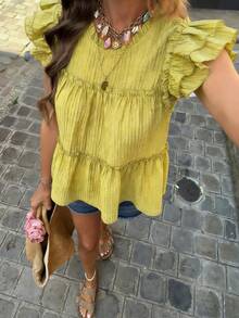 Flora Isola Flora Isola 女士纹理面料短袖荷叶边宽松衬衫，休闲度假上衣，春夏款 - 芥末黃 - 查看 3