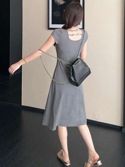 DAZY Women's Solid Color Round Neck Short Sleeve Dress