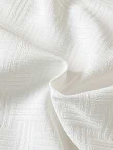 SHEIN Playful Pals 2件套男婴休闲舒适纹理面料宽松高领前开襟短袖衬衫和长裤，适合春、夏、秋季、外出、度假、日常生活、旅行、假日穿着。 - 白色 - 查看 6