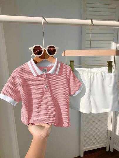 SHEIN 2pcs Boys' Contrast Color Polo Collar Short Sleeve Half-Zip Pullover Top And Elastic Waist Shorts Set, Suitable For Spring, Summer, Autumn, Daily Wear, Sports, Outings, School, Gatherings, Festivals, Performances, And Photoshoots