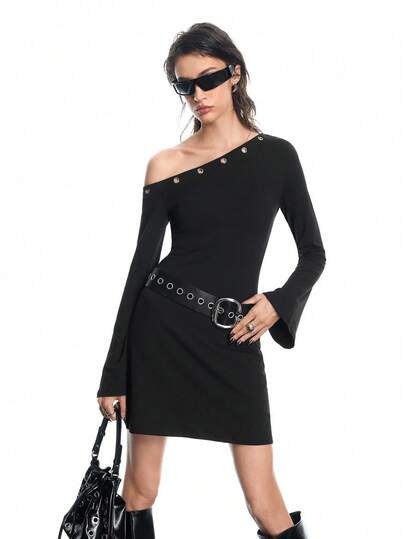 Airlisse 女士春夏新款不对称肩部褶皱腰部喇叭袖A字优雅性感连衣裙