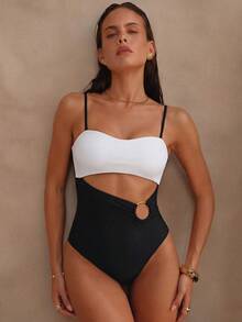 Swim Chiccia Women's Spring & Summer Beach Music Festival Black & White Contrast Metal Ring Cut-Out Mature Fashion Pleated Simple One-Piece One Piece Swimsuit - Black and White - View 1