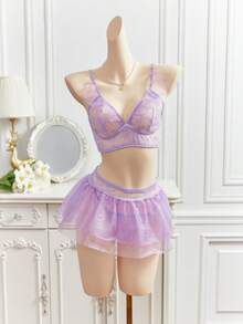 SHEIN 薰衣草色蕾丝拼接亮面网纱文胸，荷叶边肩带设计，搭配性感迷你裙和丁字裤，三件套性感内衣套装 - 淡紫色 - 查看 6