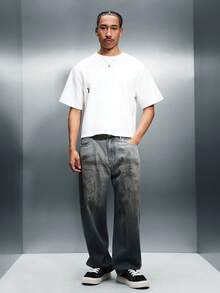 PLAYBOY X SUMWON 男士短款圆领短袖T恤，胸前印有黑色小Logo，休闲夏季上衣 - 白色 - 查看 3