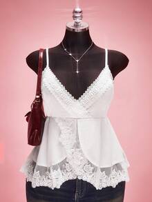 SHEIN ICON 女士加大码复古性感优雅基础休闲都市现代时尚个性化情人节V领拼接蕾丝边白色修身吊带背心 - 白色 - 查看 13