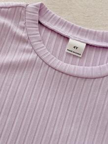 SHEIN 夏季少女两件套，紫色短袖T恤搭配格子短裤。风格甜美、清爽、休闲时尚。适合日常上学、运动、居家休闲以及参加派对等场合。 - 淡紫色 - 查看 5