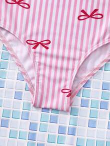 SHEIN Young Girl Cute Cartoon Strawberry Print Ruffled Sleeve One-Piece Swimsuit, Spring/Summer - Multicolor - View 3