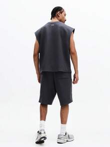 SUMWON Bộ đồ mặc nhà thoải mái gồm áo tank top rộng và quần short dáng suông, cổ tròn và eo có dây rút. - Xám - Xem 2