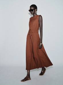 Lumivelle Women's Fashion Textured Fabric Round Neck Waist Ruched Design Sleeveless Dress - Redwood - View 7