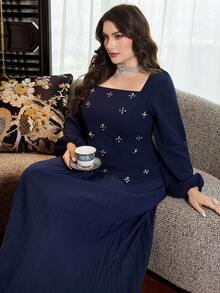 Modelyn 優雅純色水鑽裝飾方領長袖修身上衣與純色百褶裙大尺碼兩件套 - 藏蓝色 - 查看 6