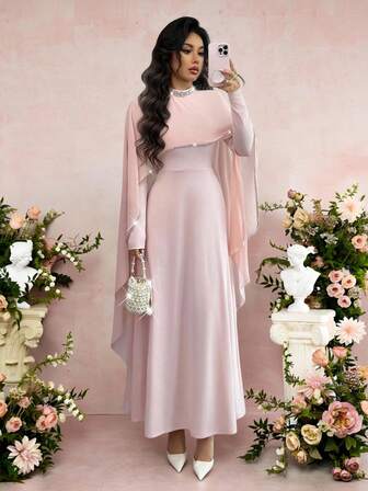 Rafferiza Elegant festklänning med strassdekor och sjal