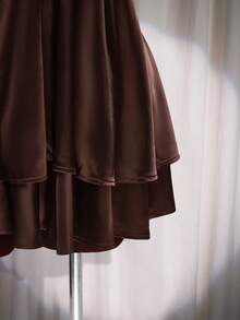 SHEIN ICON 大码女士缎面深V领吊带连衣裙，棕色 - 棕色 - 查看 9