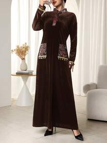 Al Najma 女士立领印花亮片拼接长袖阿拉伯风格连衣裙 - 咖啡棕 - 查看 2