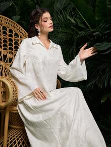 Al Najma 提花纹理面料衬衫领菱形装饰宽松长袖连衣裙 - 杏色 - 查看 1