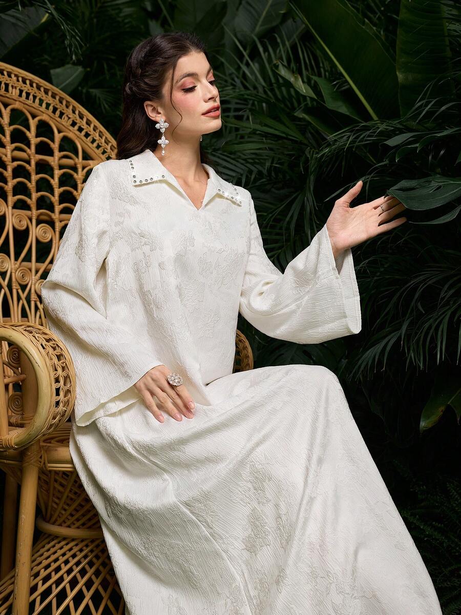 Al Najma 提花纹理面料衬衫领菱形装饰宽松长袖连衣裙 - 杏色 - 查看 1