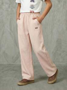 SHEIN Casuvi Kids 男童卡其色竖条纹罗纹宽松直筒裤，休闲百搭春夏新款，经典简约易搭，适合校园、都市休闲、周末聚会等场合。 - 卡其色 - 查看 1