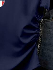 SHEIN Áo thun nữ tay ngắn ôm eo, xếp ly, in chữ Italy, họa tiết kẻ sọc. - Màu xanh hải quân - Xem 4