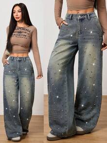 SHEIN PETITE Quần jeans ống rộng dáng suông mùa hè và xuân dành cho nữ, kiểu dáng sang trọng với đinh tán kim loại lấp lánh, túi phối màu tương phản, chất liệu denim mài rách. - Rửa trung bình - Xem 1