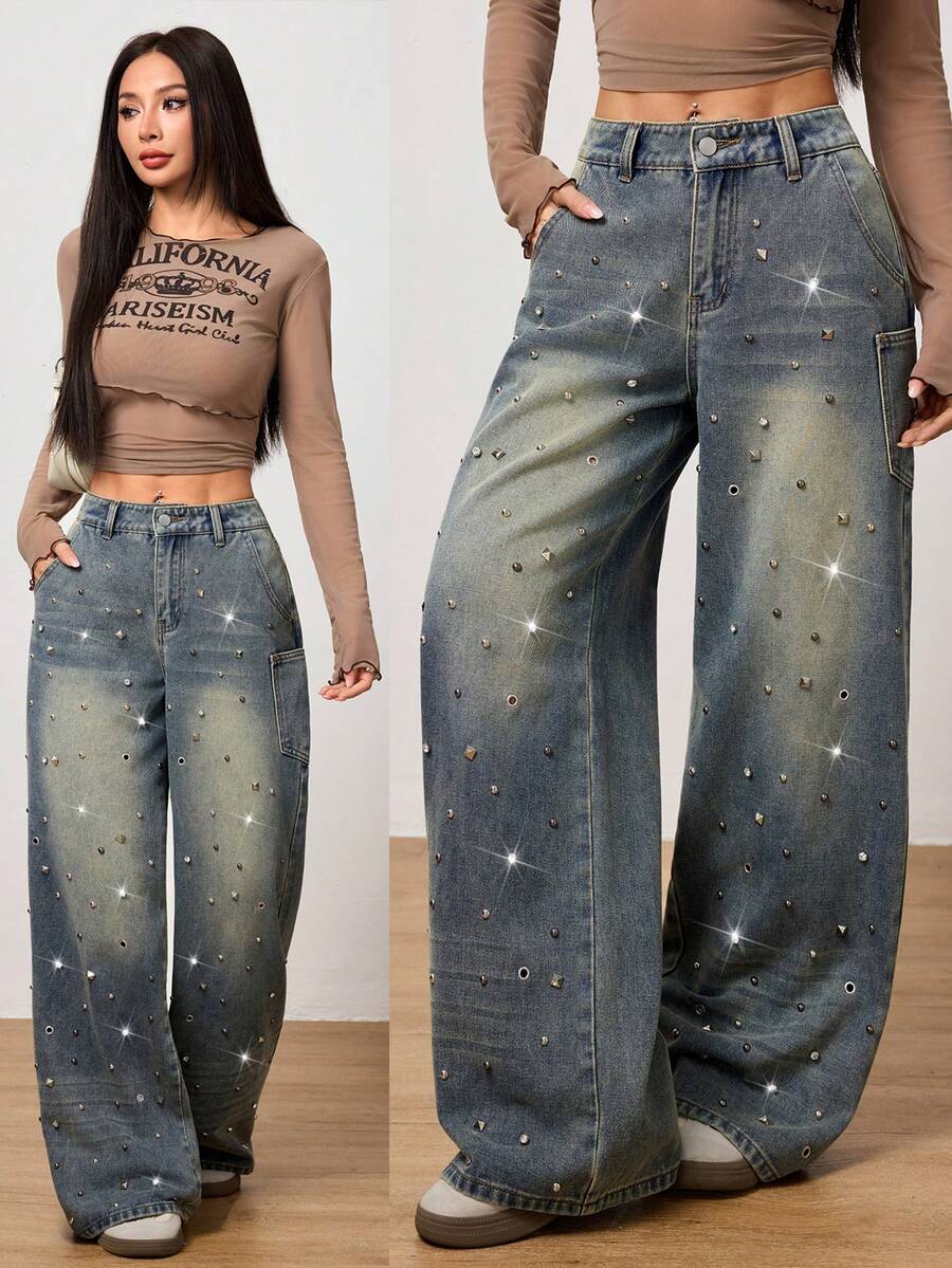 SHEIN PETITE Quần jeans ống rộng dáng suông mùa hè và xuân dành cho nữ, kiểu dáng sang trọng với đinh tán kim loại lấp lánh, túi phối màu tương phản, chất liệu denim mài rách. - Rửa trung bình - Xem 1
