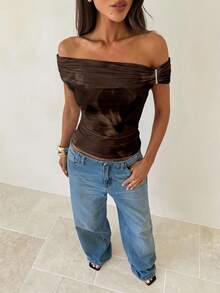 Aloruh 不对称肩部金属装饰棕色扎染印花针织T恤上衣，棕色衬衫，复古优雅休闲性感上衣，春季T恤，百搭优雅棕色打底衫 - 彩色 - 查看 6