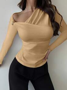 Firerie 女士新款优雅不对称肩部长袖裹身金属装饰褶皱修身T恤，适合秋季、返校季、秋季女装、机场、外出穿着 - 杏色 - 查看 5