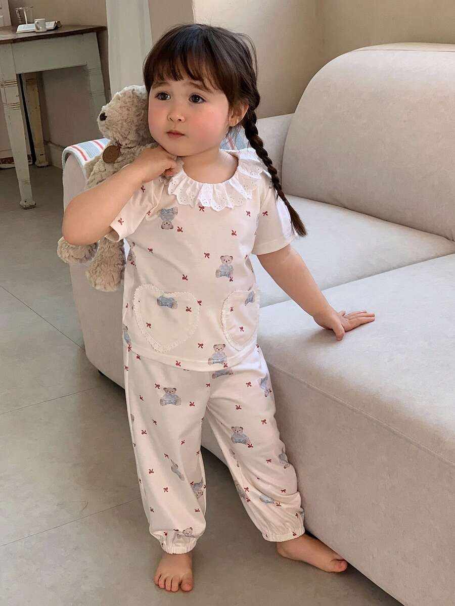 DAZY 2件套女婴蕾丝拼接卡通爱心印花长袖上衣和裤子睡衣套装 - 米色 - 查看 1