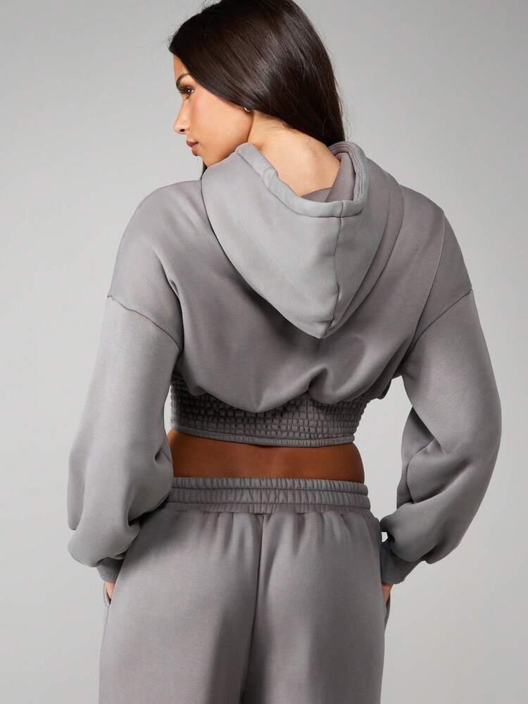 MISSGUIDED Sudadera con capucha sobredimensionada y recortada con detalle de dobladillo elástico en la cintura, manga larga, sudadera con capucha de confort para otoño e invierno